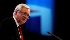 Дейвис: След Brexit Великобритания няма да се превърне в света на Лудия Макс