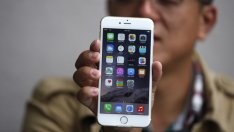 Забавянето на батериите на iPhone ще е по избор на потребителя