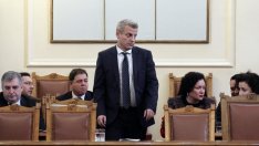 10 лъжи в мотивите за искания вот на недоверие видя Петър Москов