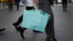 Силният долар засегна продажбите на Tiffany & Co.