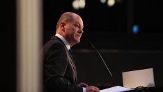 Олаф Шолц предлага план за 10 млрд. евро в защита на работните места в Германия