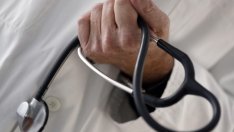 НС одобри 4,7 млрд. лв. за здраве догодина, парите за болниците растат най-много