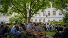 За първи път от началото на войната никой в Украйна не се оплаква от липса на снаряди