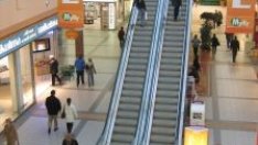 Слабо потребление и 23% наемен спад спъва съживяването на моловете в България