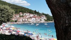 България е на първо място в ЕС по ръст на нощувките на туристи за 2016 г.