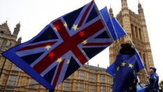 Великобритания капитулира пред ЕС по сметката за Brexit