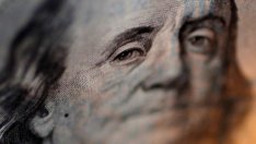 Защо гробокопачите на долара грешат?