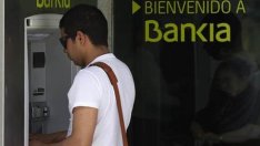 Bankia и CaixaBank поставят началото на банковата консолидация в Испания