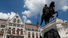 ЕС разкритикува решението на Унгария да спре разследване за отклоняване на евросредства