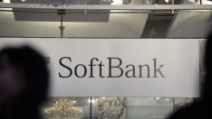 SoftBank е забавила обратното изкупуване на акции през май