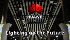 Huawei записа рядък ръст на приходите, докато бизнесът ѝ се стабилизира