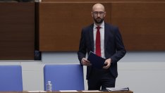 Клисурски посъветва редовния кабинет да съкрати "раздутите разходи"