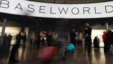 Швейцарските производители искат дял от пазара на умни часовници