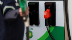 BP: Цената на петрола ще остане под 55 долара за барел през 2018 г.