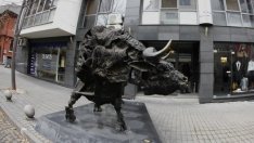 Apple, Facebook и много други вече са достъпни и чрез БФБ