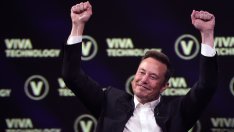 Мъск: Neuralink може да започне изпитания върху хора още тази година