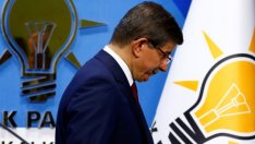 Премиерът на Турция подаде оставка