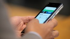 Япония няма да следва САЩ в блокирането на Китай при 5G мрежите