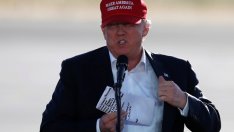 Икономиката на САЩ може да се свие с 5%, ако Тръмп стане президент