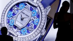 Richemont очаква оперативната печалба за полугодието да се свие с 45%