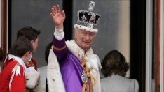 "Да живее кралят!": Чарлс III официално беше коронован 