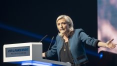 Партията на Марин льо Пен иска да отмени спорната пенсионна реформа на Макрон