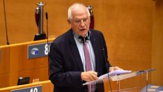 Жозеп Борел демонстрира подкрепата на ЕС за Украйна, като посети Луганск