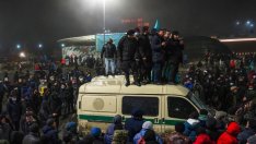 Воден от Русия военен съюз обещава помощ на Казахстан