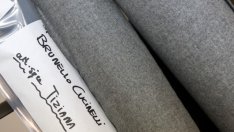 Италия бори рецесията с пуловери за 1280 долара