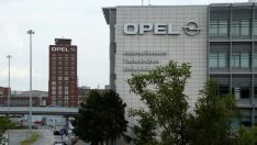 Opel проучва смени с намалено работно време в Айзенах