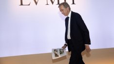 Коронавирусът изтри 139 млрд. долара от състоянието на най-богатите