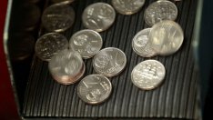 ЕЦБ пуска в обращение монети за милиарди евро