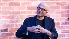 Сатя Надела: Microsoft иска стабилност, а не контрол върху OpenAI