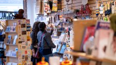 "Бежовата книга" на Фед показва слаб растеж и нарастващи притеснения за митата