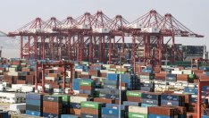 Китай регистрира рекорден търговски излишък през юли