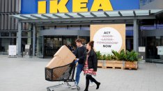 Собственикът на марката IKEA инвестира в логистика