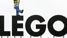 Успехът на "Lego: Филмът" покачи приходите на датската компания с 13%