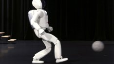 Какво означават умните роботи за работните места по света?