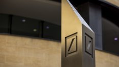 Deutsche Bank увеличава изплащанията за акционерите след ръст на приходите