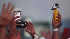 Цената на акциите на GoPro удари рекордно дъно 