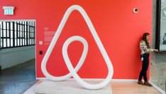 Airbnb няма да стане публична през 2018 г.