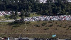 Преструктурирането и трудни пазари препъват Volkswagen