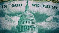 Ако доларът устои на коронавируса, ще устои и върховенството на САЩ