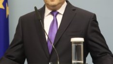 Радев: Искането на Борисов за свикване на ВНС е пренебрежение към Конституцията