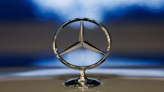 Тримесечните продажби на Mercedes се свиват със 7% заради спада в Китай и Европа