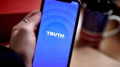 Фирмата на семейство Тръмп пуска нова криптовалута за акционерите си