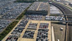 Разходите около недостига на автомобилни чипове нарастват до 110 млрд. долара