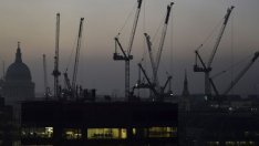 Вотът за Brexit е предизвикал рекорден отлив на инвестиции от фондовете за имоти