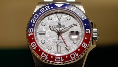 Недостигът на луксозни часовници продължава