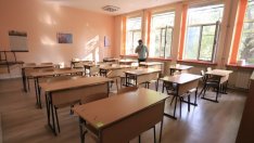 Красимир Вълчев: 0,4% от учебните паралелки в момента са под карантина